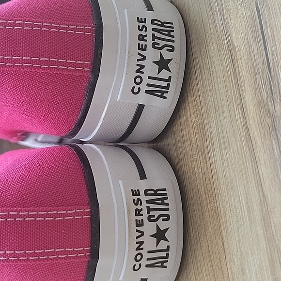 Converse shoes platform Brand new in the box. - Picture 9 of 12